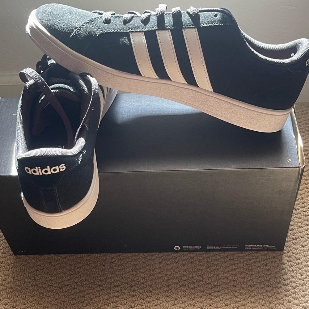 Adidas Men's Black and White Sneakers